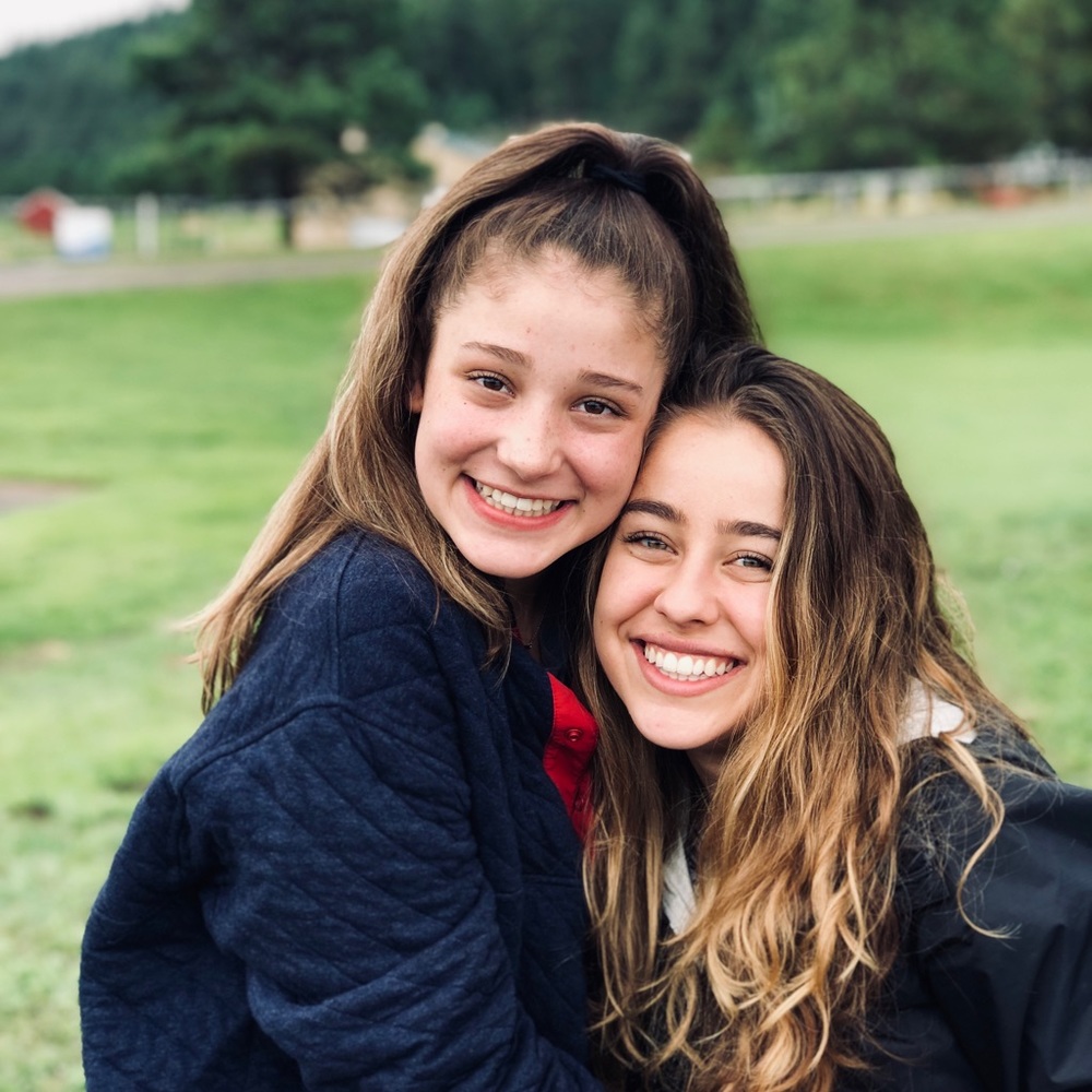 Meet your Posher, Mia